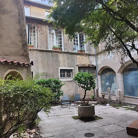 Du Gouverneur Apartment